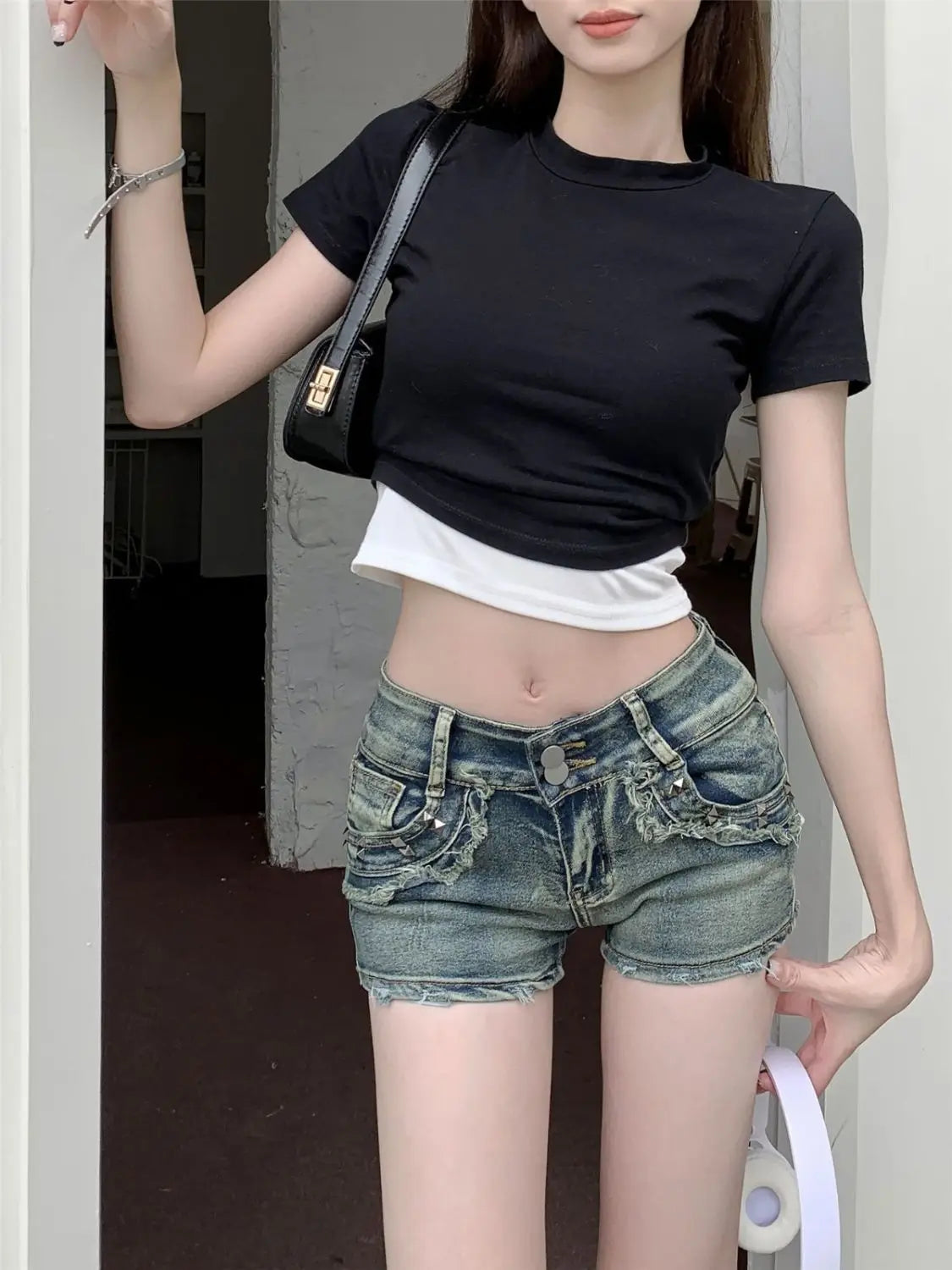 American Vintage Women's Short Jeans: Low Rise Booty Shorts, Stretchy Figure Hugging, Distressed Denim Short Shorts, Y2K Baddie